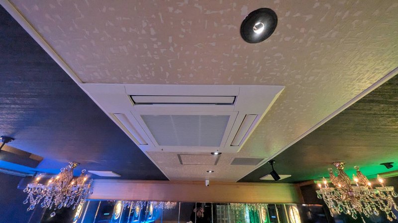 博多区飲食店 天井カセット新規設置